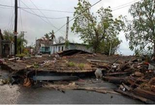 SANDY SE ENSIMISMA CON EL CARIBE: ¡21 MUERTOS! ¡11 EN CUBA! SANDY SE ENSIMISMA CON EL CARIBE: ¡21 MUERTOS! ¡11 EN CUBA!
