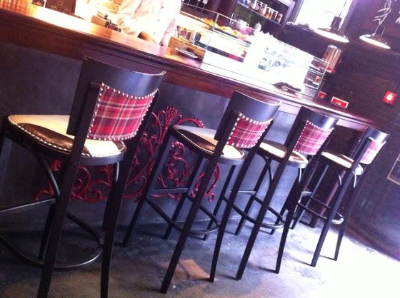 Bajando Rambla Cataluña a Cachitos Bajando Rambla Cataluña a Cachitos