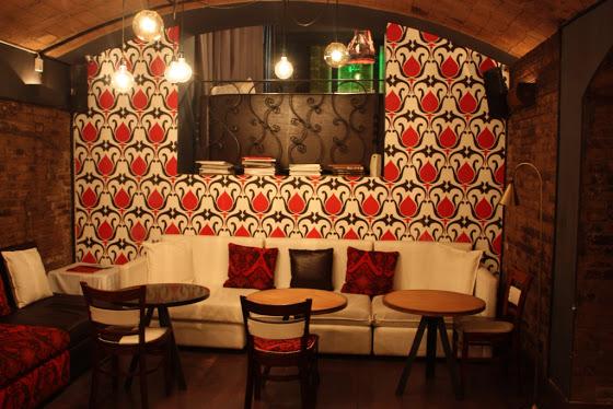 Bajando Rambla Cataluña a Cachitos Bajando Rambla Cataluña a Cachitos