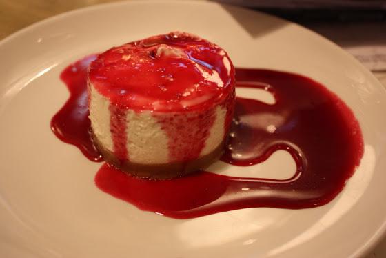 Bajando Rambla Cataluña a Cachitos Bajando Rambla Cataluña a Cachitos