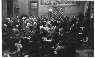 Sala de juego del Torneo Internacional de Ajedrez Barcelona 1935