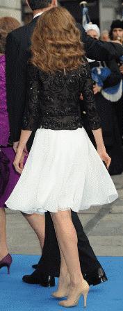 Dña. Letizia, de Felipe Varela, en la entrega de los Premios Príncipe en Oviedo Dña. Letizia, de Felipe Varela, en la entrega de los Premios Príncipe en Oviedo