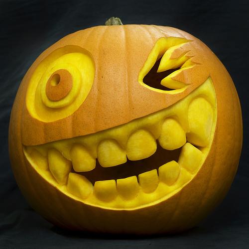 Calabaza de Halloween - Modelo guiño Los mejores diseños para la calabaza de Halloween