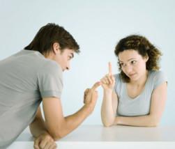 EMOCIONES ¿Sabes comunicarte con las personas a tu alrededor?