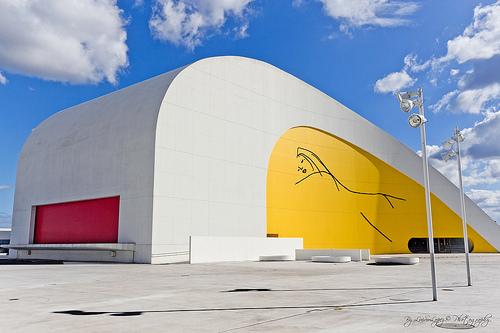 Centro Niemeyer, Avilés