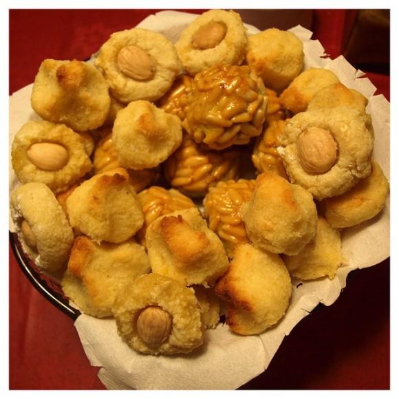 La Castañada y dos recetas típicas: pastel de castañas y panellets