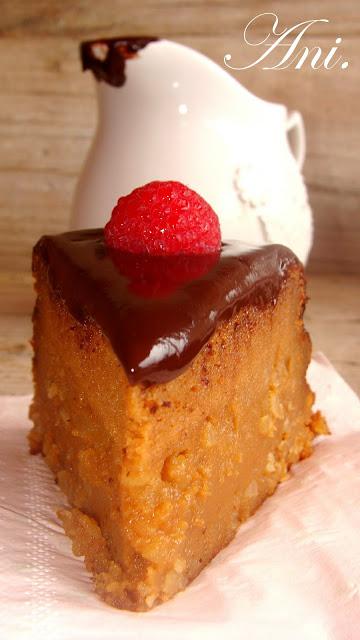 TARTA DE DULCE DE LECHE CON ICING DE CHOCOLATE. TARTA DE DULCE DE LECHE CON ICING DE CHOCOLATE.