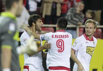 Actualidad Sevillista: Sevilla FC 3 Vs RCD Espanyol 1. Paso adelante hacia los octavos de final de la Copa del Rey.