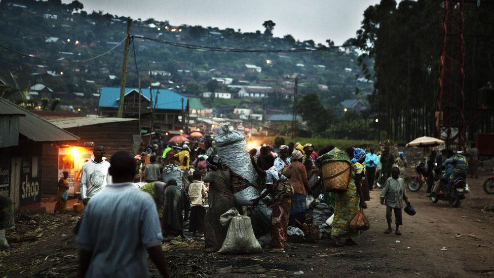 “El aumento de la violencia en la región está forzando a un gran número de personas a dejar sus casas en busca de seguridad”, explica el coordinador general de MSF en RDC, Andrew Mews, desde Goma, la capital de Kivu Norte. 