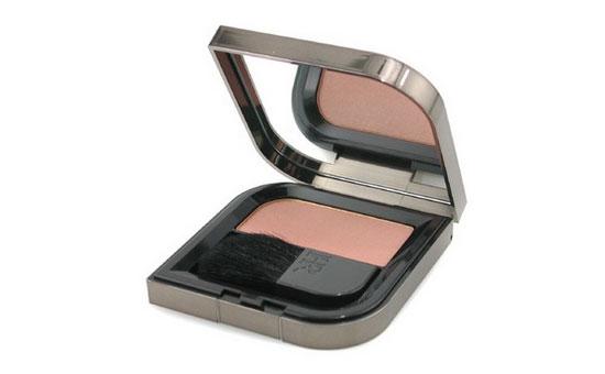 colorete Wanted Blush, tono Glowing Sand de Helena Rubinstein colorete Wanted Blush, tono Glowing Sand de Helena Rubinstein