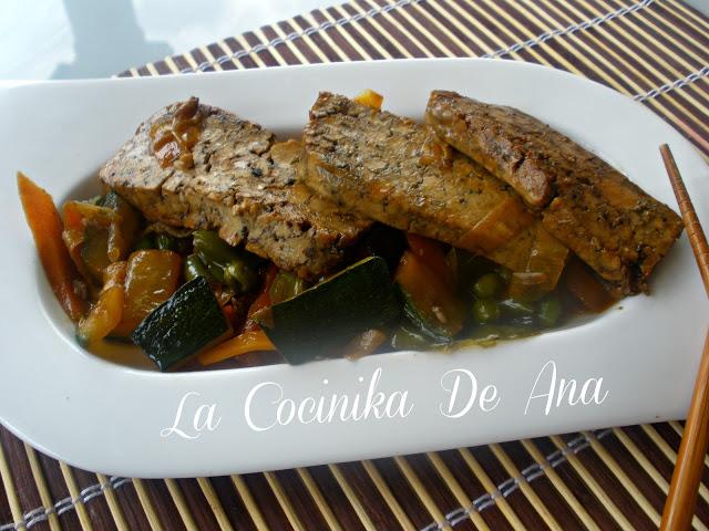 Salteado de verduras con Tofu Griego Salteado de verduras con Tofu Griego