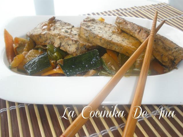 Salteado de verduras con Tofu Griego Salteado de verduras con Tofu Griego