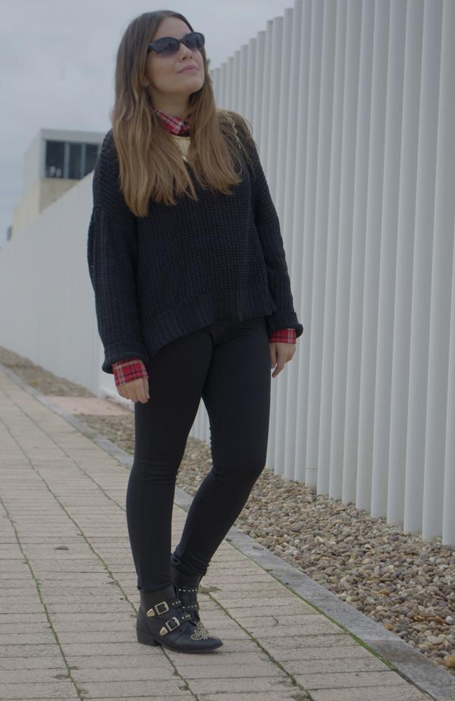 Overlaborate ankle boots Overlaborate ankle boots