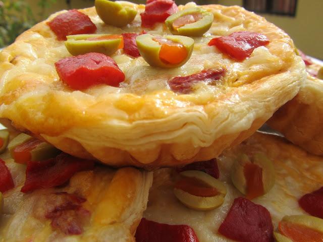 Tartaletas de atún y pimientos Tartaletas de atún y pimientos