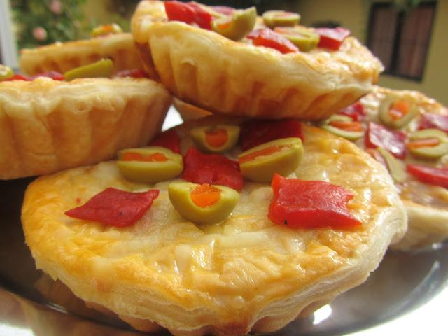 Tartaletas de atún y pimientos Tartaletas de atún y pimientos