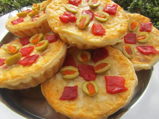 Tartaletas de atún y pimientos Tartaletas de atún y pimientos