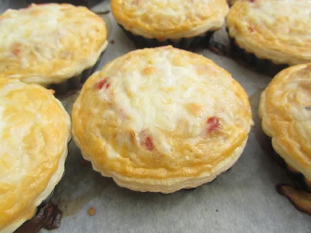 Tartaletas de atún y pimientos Tartaletas de atún y pimientos