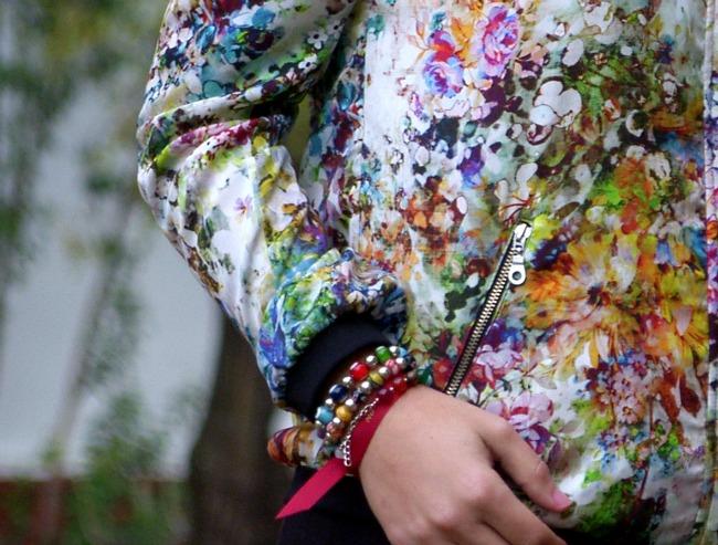 BLACK BOOTS + FLOWER JACKET BLACK BOOTS + FLOWER JACKET