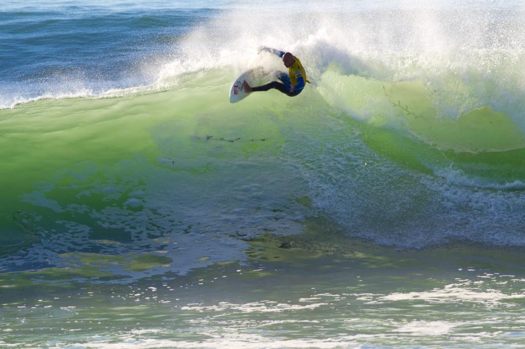 Taj Burrow gana el O’Neill Coldwater Classic 2012