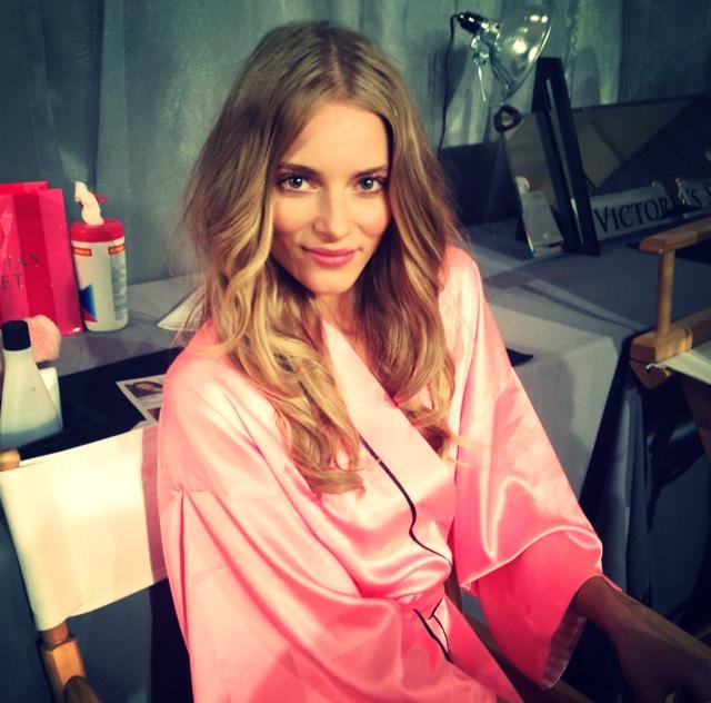 Victoria Secret Fashion Show '12 / BACKSTAGE