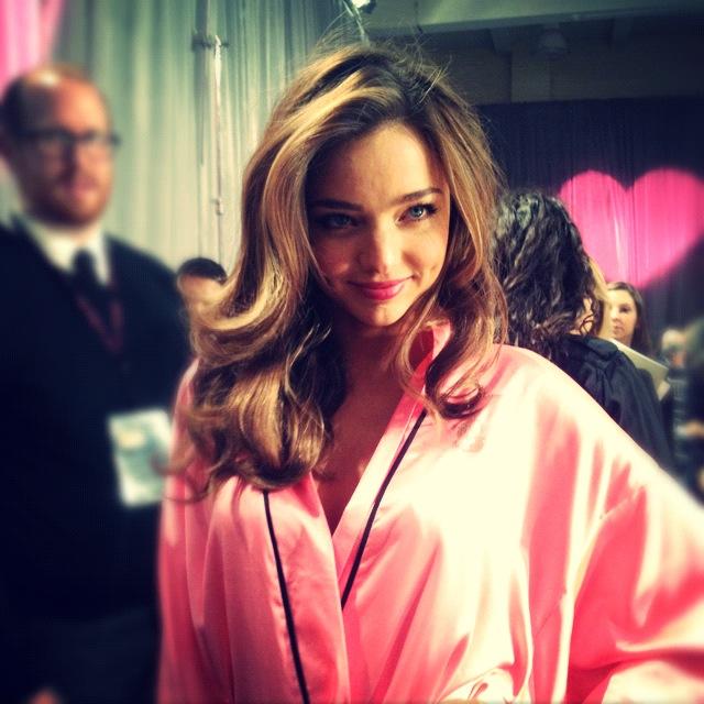 Victoria Secret Fashion Show '12 / BACKSTAGE