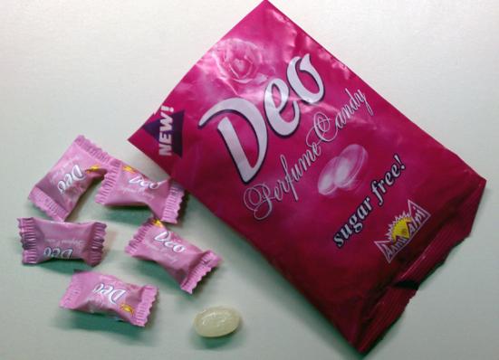 deoperfumecandy Te huelen los sobacos, cómete un caramelo. Gracias.