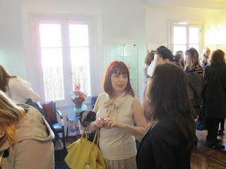 EVENTO LUZ, (CÁMARA)...PRÍNCIPE Casi como una claqueta qu... EVENTO LUZ, (CÁMARA)...PRÍNCIPE Casi como una claqueta qu...