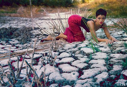 MAGAZINES: Rihanna para VOGUE USA! - Noviembre 2012 MAGAZINES: Rihanna para VOGUE USA! - Noviembre 2012
