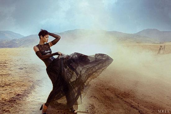 MAGAZINES: Rihanna para VOGUE USA! - Noviembre 2012 MAGAZINES: Rihanna para VOGUE USA! - Noviembre 2012
