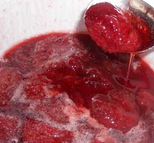 Mousse facil de fresas o de mermelada Mousse facil de fresas o de mermelada