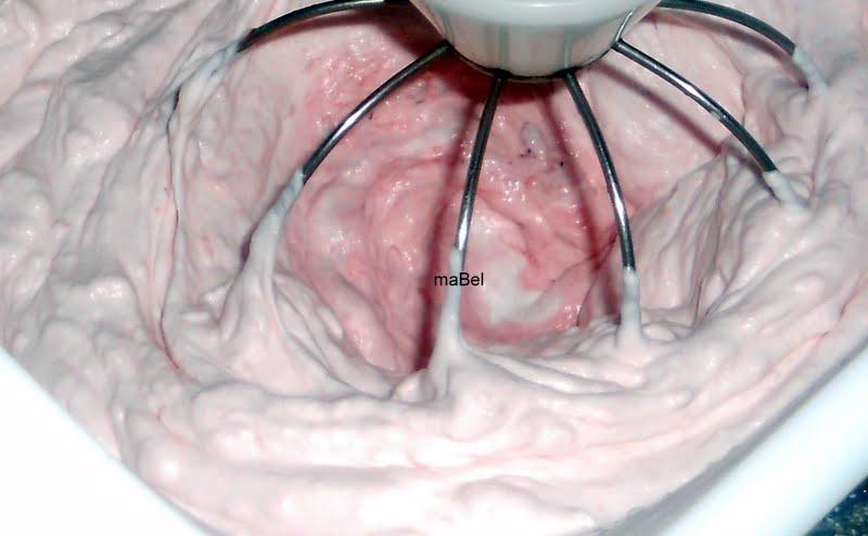 Mousse facil de fresas o de mermelada Mousse facil de fresas o de mermelada