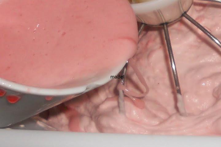 Mousse facil de fresas o de mermelada Mousse facil de fresas o de mermelada