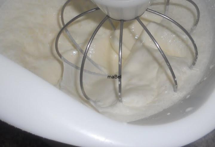 Mousse facil de fresas o de mermelada Mousse facil de fresas o de mermelada