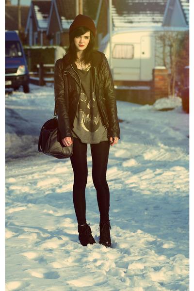 Street Style With Hats