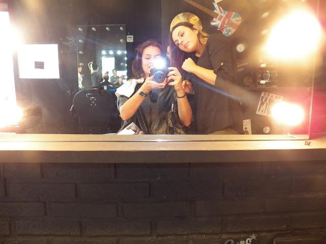 GUNS AND PIN UP GUNS AND PIN UP