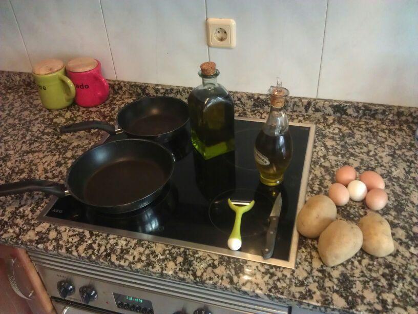 Primera receta de tortilla de patatas. La tortilla juliana Primera receta de tortilla de patatas. La tortilla juliana