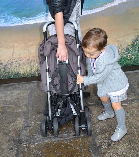 BUSCANDO CARRITO DE SEGUNDA EDAD, SIN DUDA DADÁ BUSCANDO CARRITO DE SEGUNDA EDAD, SIN DUDA DADÁ