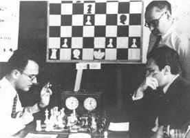 Partida de ajedrez Vallés – Lupi Partida Vallés – Lupi en el IV Torneo Internacional de Ajedrez de Sabadell 1945