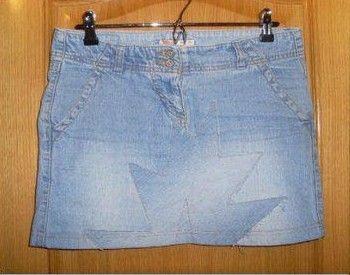 Cómo hacer una mini vaquera a partir de unos vaqueros Cómo hacer una mini vaquera a partir de unos vaqueros
