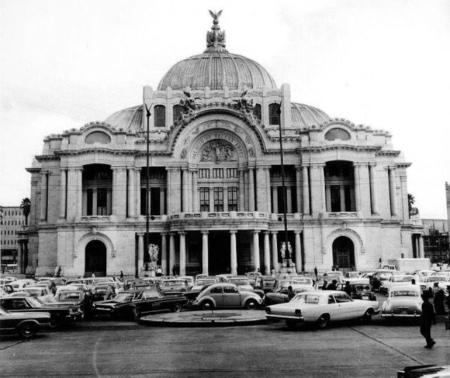 Retro México 50,60s : La ciudad de México en el tiempo.