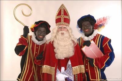 Sinterklaas, el Papa Noel que viene de España (y sus pizpiretos Zwarte Pieten)