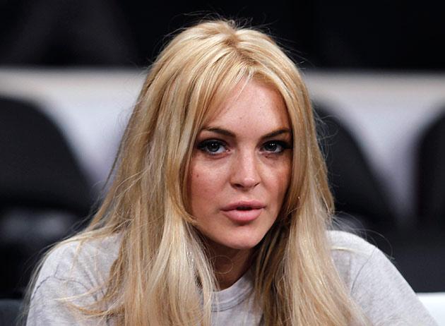 Lindsay Lohan no quiere vincularse con su nueva hermana