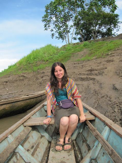 Espejo de las nubes: la laguna Tipishca en Contamana Espejo de las nubes: la laguna Tipishca en Contamana
