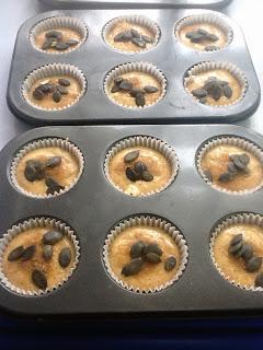 MUFFINS DE CALABAZA Y PIPAS MUFFINS DE CALABAZA Y PIPAS