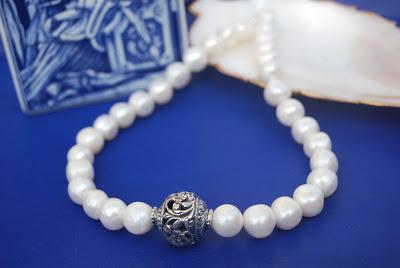 Va de perlas - All about pearls Va de perlas - All about pearls