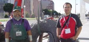 another possible image - Raúl with Keizo Ushio, ICM 2006 “Necesitamos convencer a los políticos para que hagan buenas políticas educativas e inviertan en ciencia”