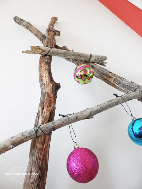 UN ÁRBOL ORIGINAL DE NAVIDAD Cómo hacer un Árbol de Navidad original con ramas.