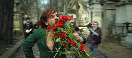 Una locura tras otra, eso es 'Holy motors'