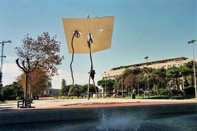 La crítica de arte en un mundo global precario La crítica de arte en un mundo global precario