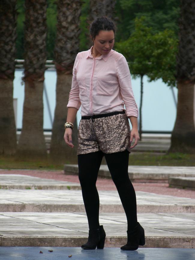 PARTYING PAILLETTES SHORT PARTYING PAILLETTES SHORT